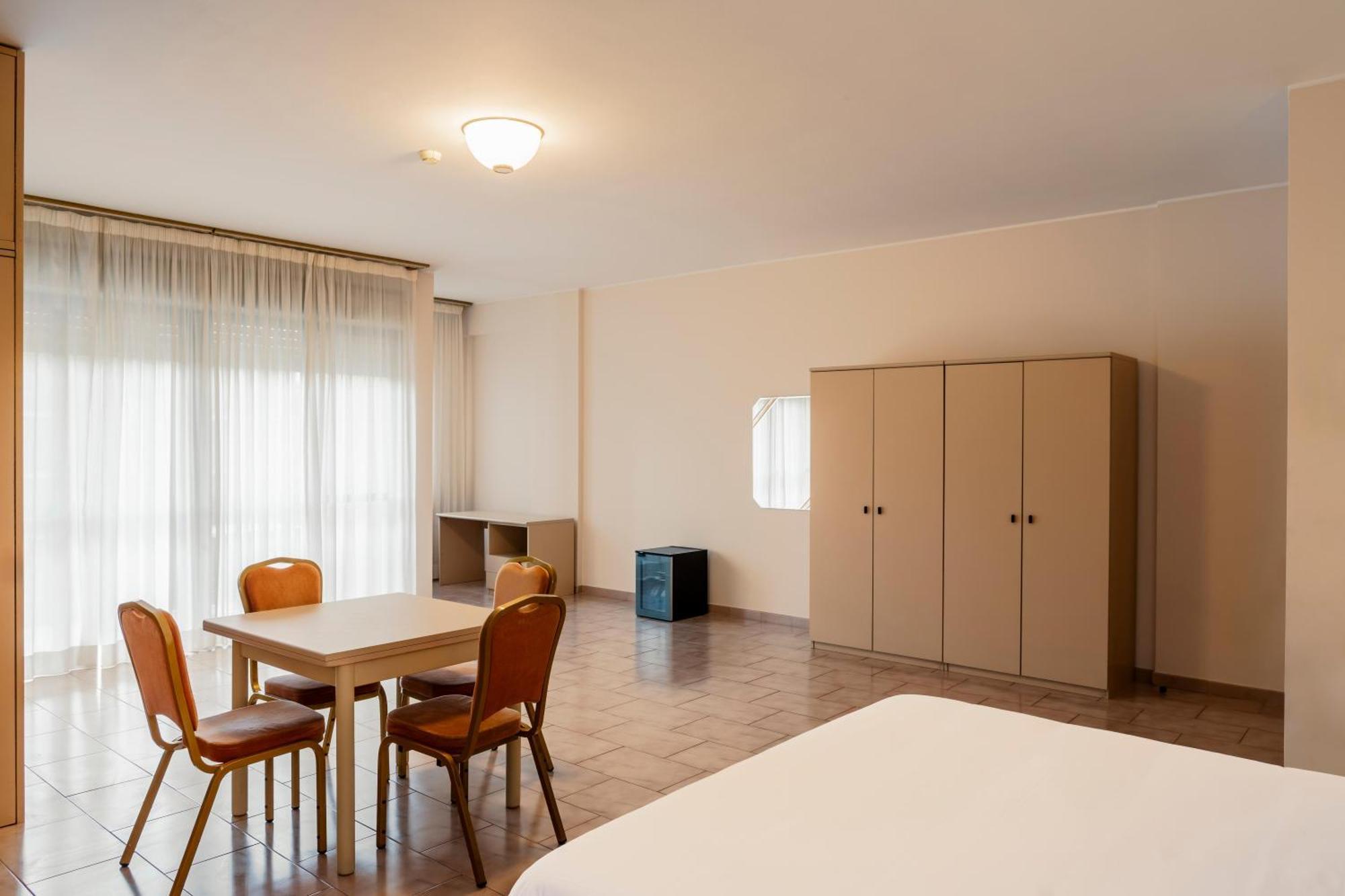 B&B Hotel Bari Rondo Екстериор снимка